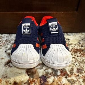*GENTLY WORN* adidas Superstar 360 Little Kid 6K 'Night Sky Solar Red'